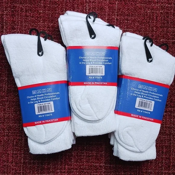 Diabetic Socks Loose Fit Top - White - Picture 3 of 5